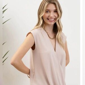 Trouvé Nude Blouse Sleeveless Snap‎ Front Tie Side Size Medium